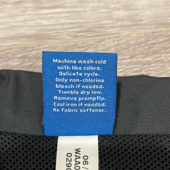 Reebok Athletic Full Zip Jacket Black and Purple M - Picture 9 of 16